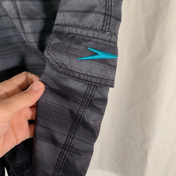 Speedo Board Shorts Men's Medium Grey Side Pockets Drawstring Hook Loop - Picture 3 of 5